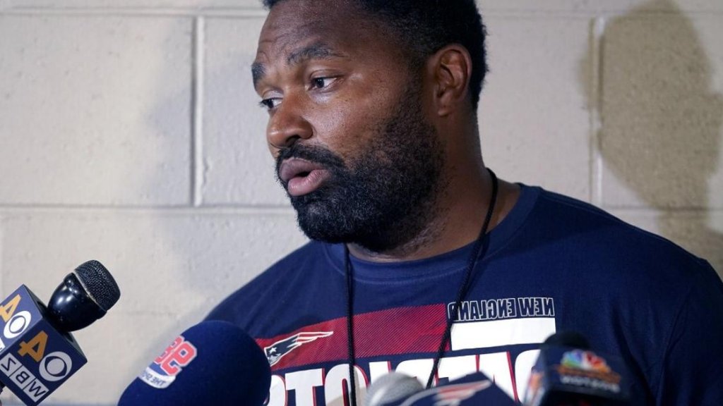 Les Patriots embauchent Jerod Mayo pour succéder à Bill Belichick, selon une source de l'AP Les Patriots embauchent Jerod Mayo pour succéder à Bill Belichick, selon une source de l'AP