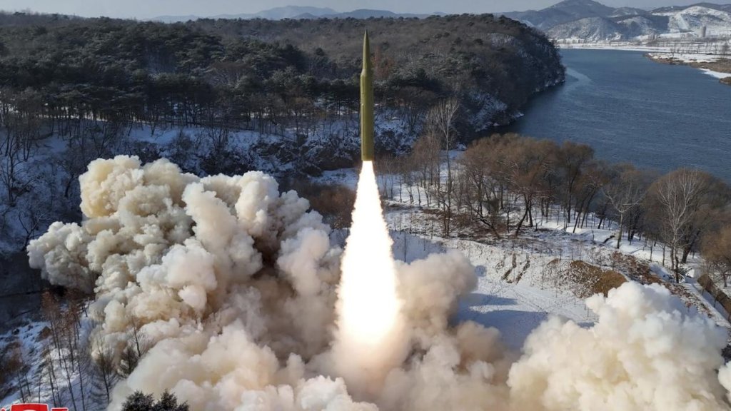 La Corée du Nord affirme avoir testé un missile à combustible solide équipé d'une arme hypersonique