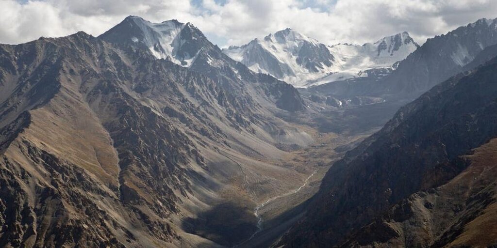 Un avion privé russe s'écrase lors d'une évacuation médicale en Afghanistan : rapport Un avion privé russe s'écrase lors d'une évacuation médicale en Afghanistan : rapport