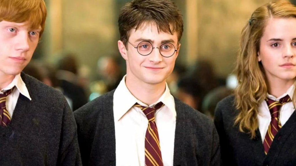 Le coffret Blu-ray de la collection de 8 films Harry Potter est moins cher que jamais Le coffret Blu-ray de la collection de 8 films Harry Potter est moins cher que jamais