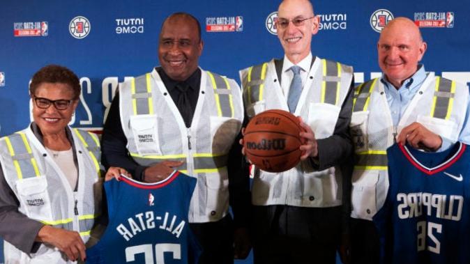 NBA et Adam Silver finalisent la prolongation de leur contrat NBA et Adam Silver finalisent la prolongation de leur contrat