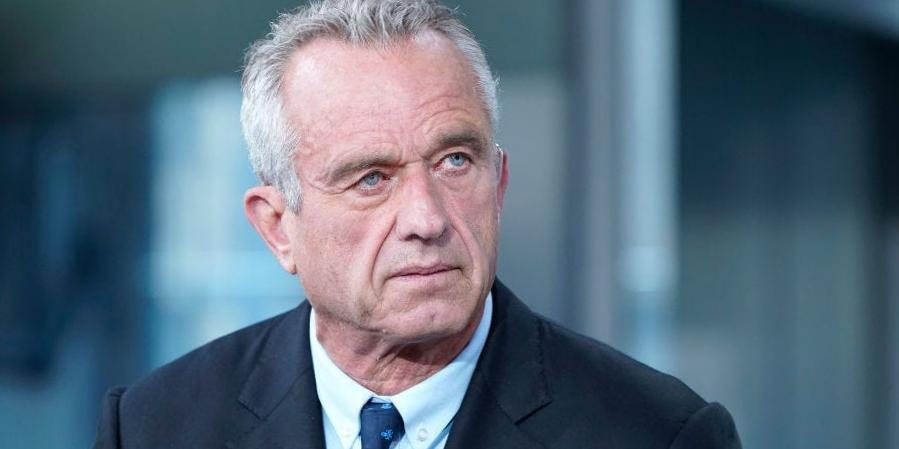 RFK Jr explique pourquoi son TikTok a laissé un commentaire sur la vidéo du modèle OnlyFans RFK Jr explique pourquoi son TikTok a laissé un commentaire sur la vidéo du modèle OnlyFans