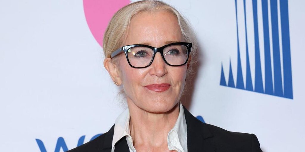 Felicity Huffman dit que son « ancienne vie est morte » après le scandale des admissions à l'université Felicity Huffman dit que son « ancienne vie est morte » après le scandale des admissions à l'université