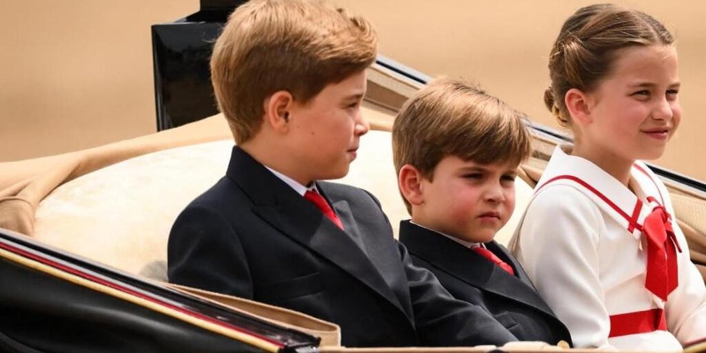Prince George, la princesse Charlotte et le prince Louis ne feront pas la « course » pour voir le roi Charles après un diagnostic de cancer Prince George, la princesse Charlotte et le prince Louis ne feront pas la « course » pour voir le roi Charles après un diagnostic de cancer