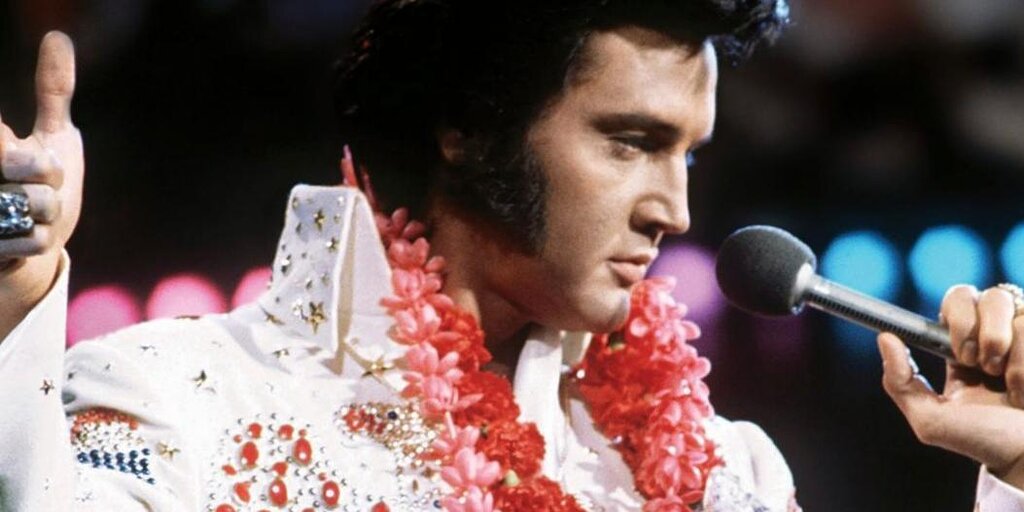Elvis Presley a acheté une fois à un fan une bague en diamant et émeraude : « Amour et gratitude » Elvis Presley a acheté une fois à un fan une bague en diamant et émeraude : « Amour et gratitude »