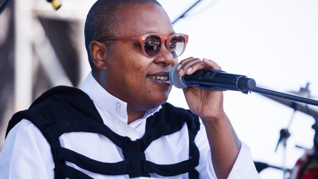 Meshell Ndegeocello dirige le nouvel album hommage à Sun Ra « The Magic City » Meshell Ndegeocello dirige le nouvel album hommage à Sun Ra « The Magic City »