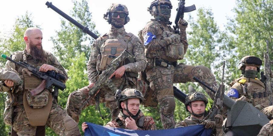 Les transfuges russes combattant pour l’Ukraine envahissent leur patrie
