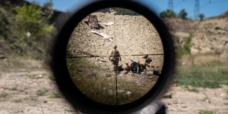 Un tireur d'élite américain en Ukraine déclare que des munitions sont désespérément nécessaires, pas des chars Un tireur d'élite américain en Ukraine déclare que des munitions sont désespérément nécessaires, pas des chars