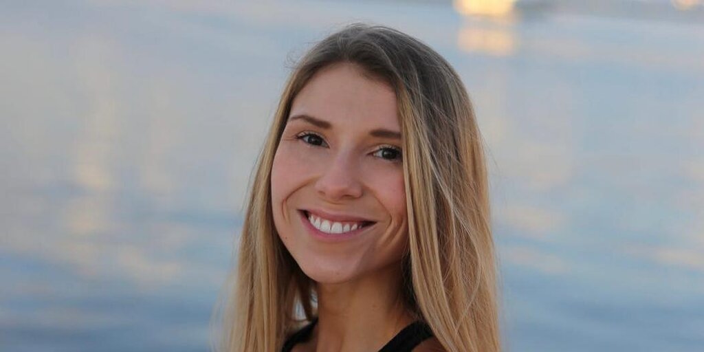 Une entreprise m'a débauché, puis m'a licencié. En parler sur LinkedIn m'a aidé à trouver mon prochain emploi. Une entreprise m'a débauché, puis m'a licencié. En parler sur LinkedIn m'a aidé à trouver mon prochain emploi.