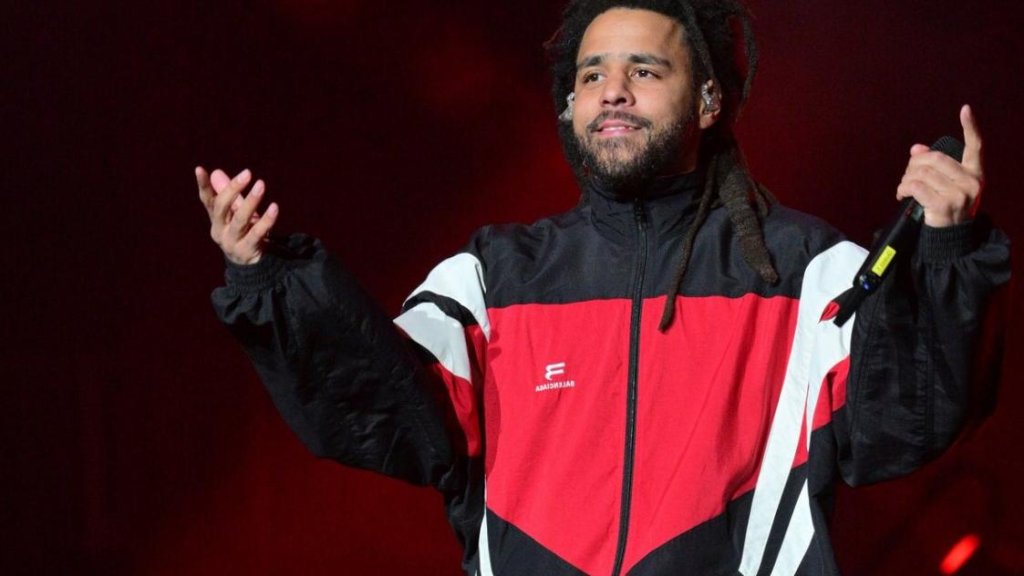J. Cole répond à Kendrick Lamar Diss sur « 7 Minute Drill »