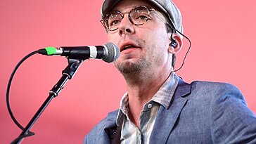 La veuve de Justin Townes Earle critique « Quand nous étions proches » de Jason Isbell