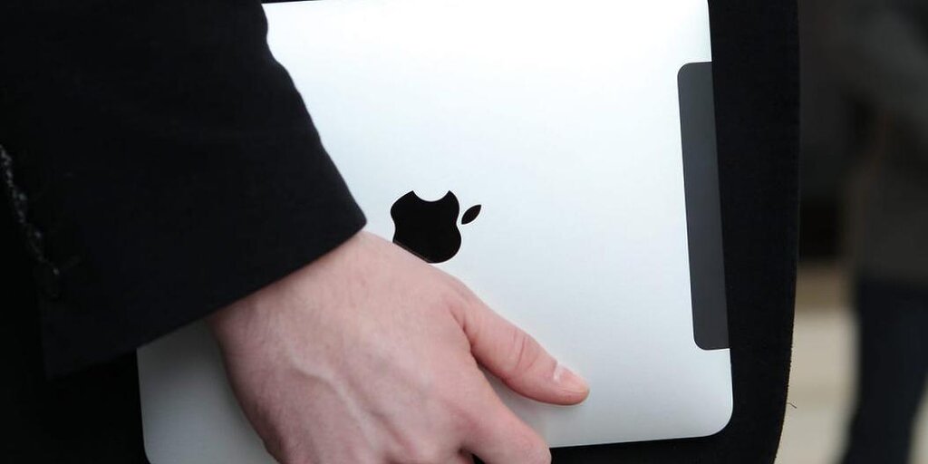 L'iPad d'Apple pris dans la ligne de mire de l'UE alors qu'il devient plus dur pour les « gardiens » L'iPad d'Apple pris dans la ligne de mire de l'UE alors qu'il devient plus dur pour les « gardiens »