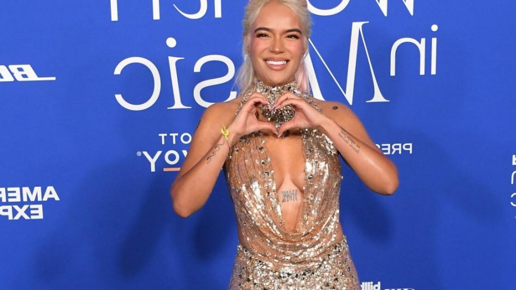 Karol G sera la femme de l'année au Billboard Latin Women in Music Karol G sera la femme de l'année au Billboard Latin Women in Music