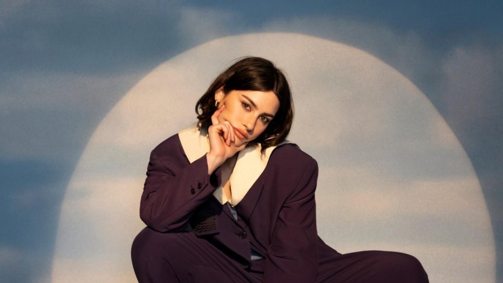 Gracie Abrams partage la vidéo de « Risk » du nouvel album « The Secret of Us »