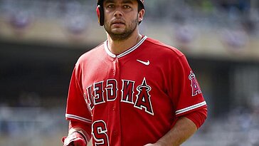 La MLB devrait enquêter sur David Fletcher pour avoir parié sur le sport, selon une source de l'AP