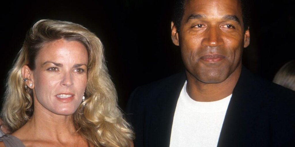 OJ Simpson a « traqué » Nicole Brown Simpson avant sa mort, affirment des amis
