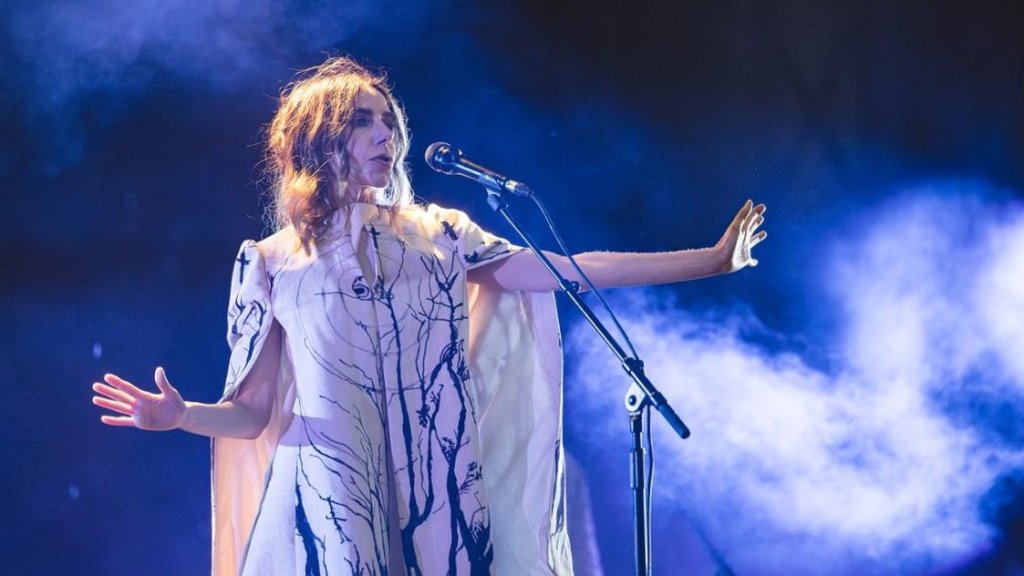 PJ Harvey rend hommage à Steve Albini au Primavera
