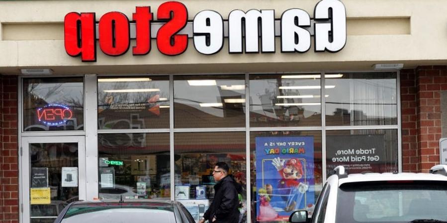 E*Trade pourrait interdire Roaring Kitty après la hausse des stocks de GameStop : WSJ E*Trade pourrait interdire Roaring Kitty après la hausse des stocks de GameStop : WSJ