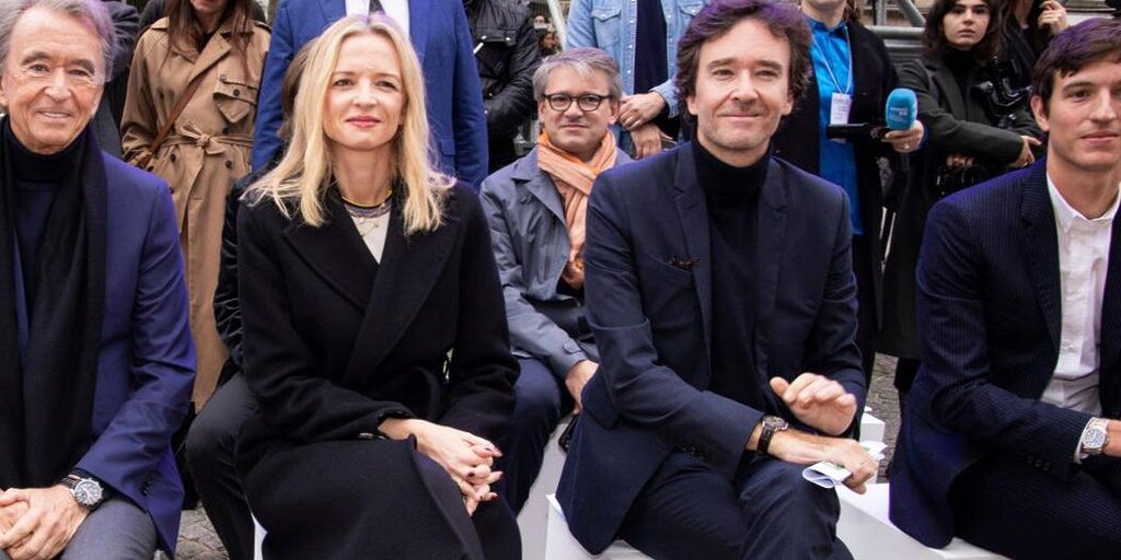 Les 5 enfants du magnat milliardaire Bernard Arnault sont tous des bébés Nepo Les 5 enfants du magnat milliardaire Bernard Arnault sont tous des bébés Nepo