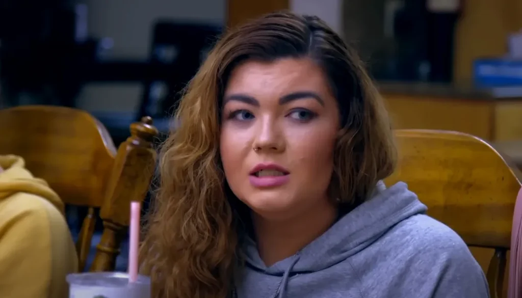 MTV : Amber Portwood Accuse l’Emission d’Avoir Fait Envoyer à Leah Shirley le ‘Texte Dégoûtant’ Vu dans la Finale