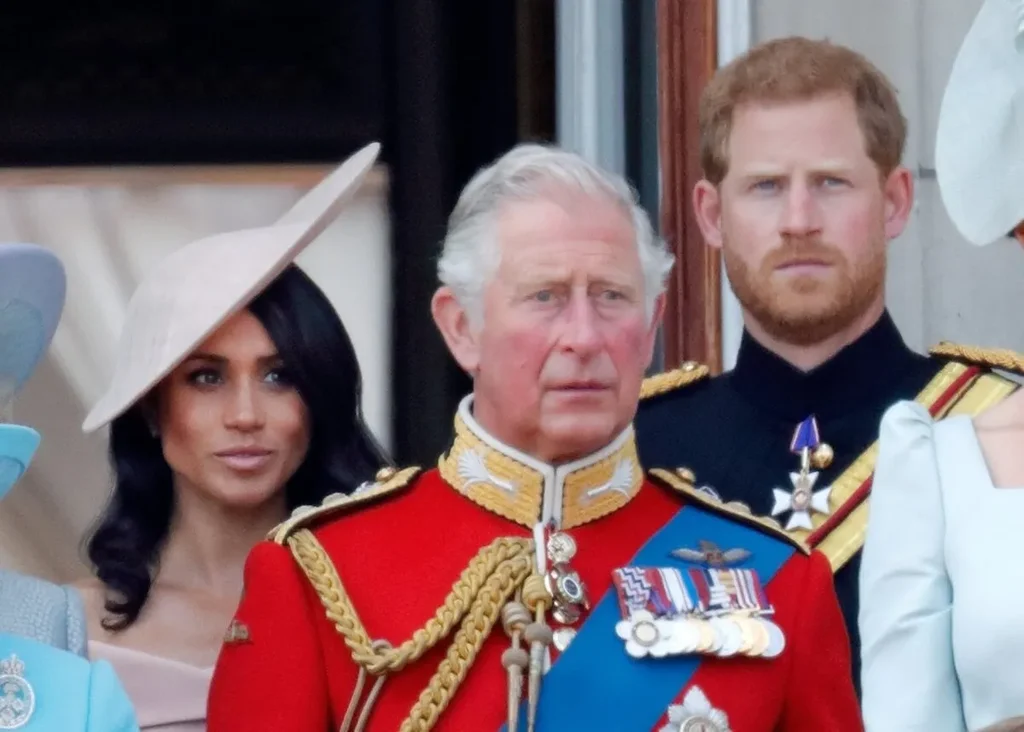 Prince Harry ‘Whipped’ : Les Remarques de King Charles Après Sa Relation avec Meghan Markle