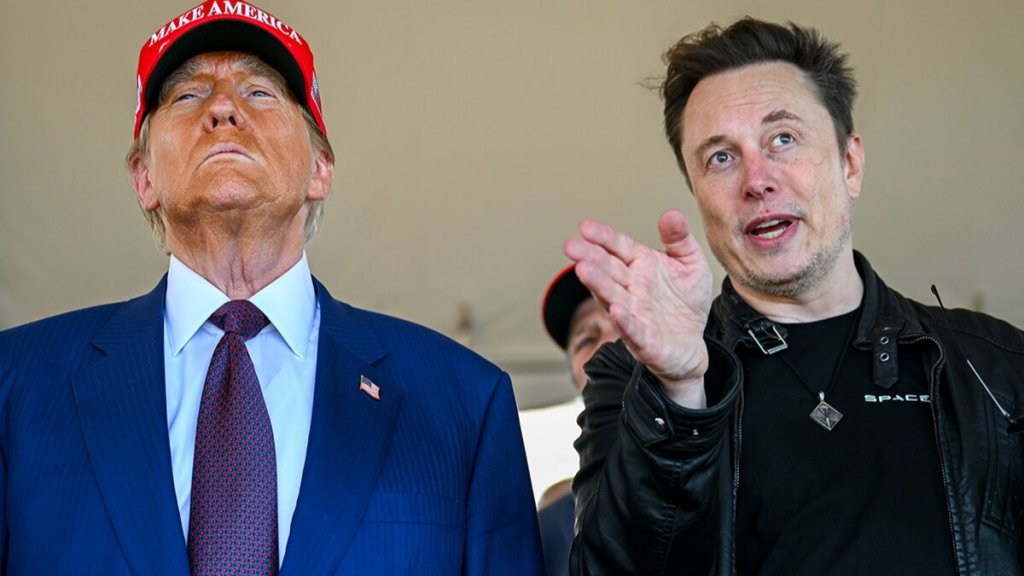 Hacker identifié pour avoir diffusé la vidéo de Trump embrassant les pieds de Musk Hacker identifié pour avoir diffusé la vidéo de Trump embrassant les pieds de Musk
