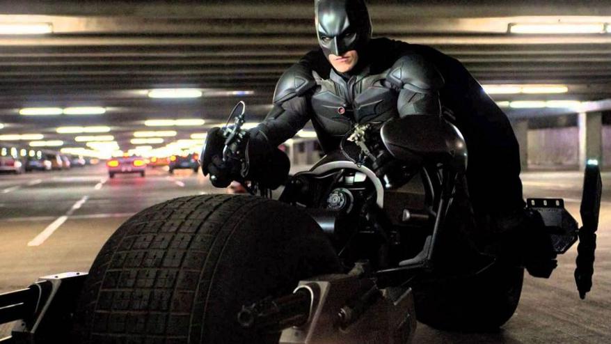 7 Meilleurs Véhicules Batman à Découvrir (Autres que le Batmobile) 7 Meilleurs Véhicules Batman à Découvrir (Autres que le Batmobile)