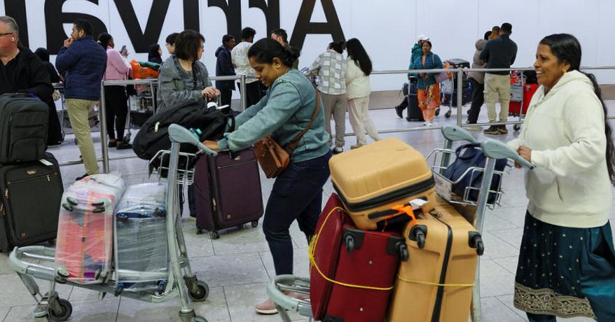 Heathrow rouvre : afflux massif de voyageurs impatients
