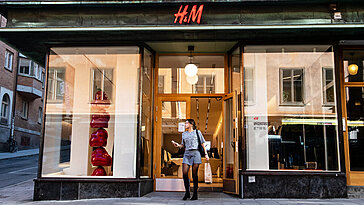 Découvrez le nouveau look d’un clone digital pour le modèle H&M