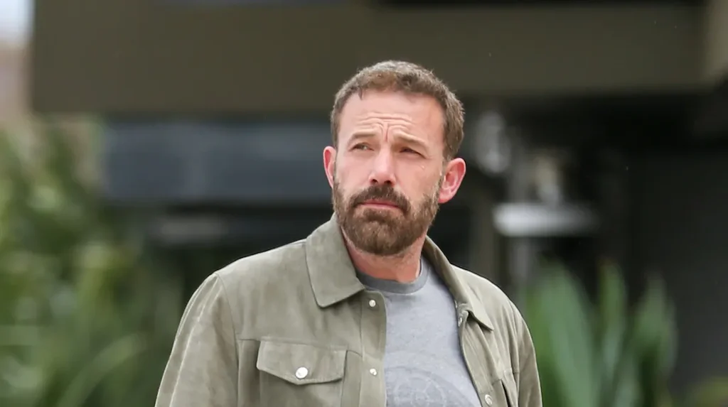 Ben Affleck dément les rumeurs absurdes des tabloïds sur sa vie lors d’une sortie à Los Angeles Ben Affleck dément les rumeurs absurdes des tabloïds sur sa vie lors d’une sortie à Los Angeles