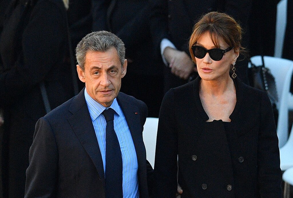 Carla Bruni demeure un appui constant pour son compagnon Nicolas Sarkozy