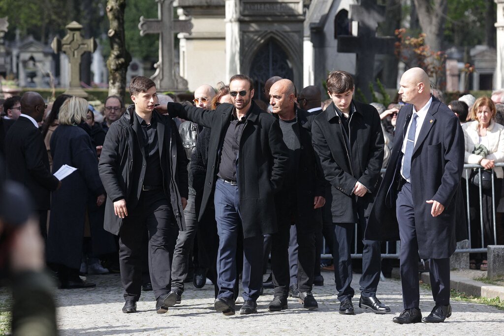 Les fils de Michel Ferracci unis pour soutenir leur père en difficulté Les fils de Michel Ferracci unis pour soutenir leur père en difficulté