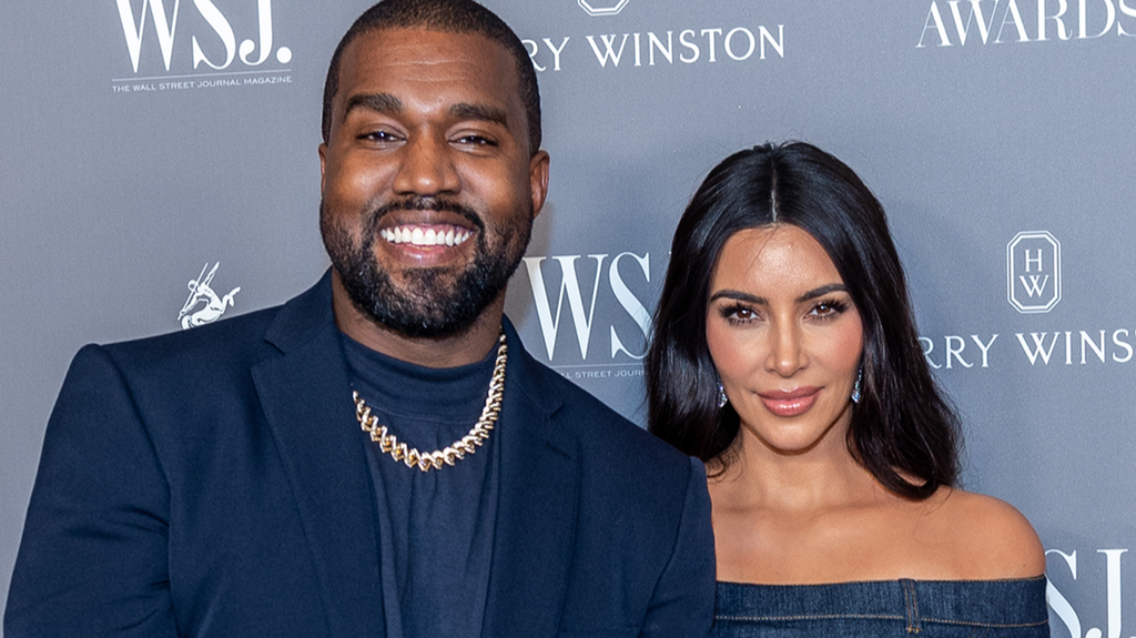 Kanye West regrette la grossesse de Kim Kardashian dans des messages sur leurs conflits parentaux