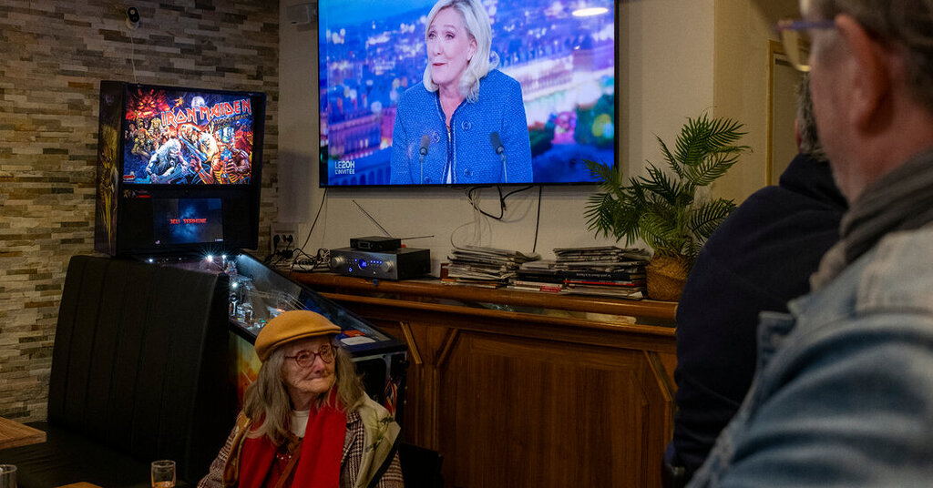 Trump réagit à la condamnation de Marine Le Pen : analyse et conséquences Trump réagit à la condamnation de Marine Le Pen : analyse et conséquences