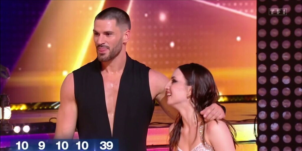 Jordan Mouillerac blessé par Lénie sur scène : Camille Combal intervient de façon hilarante dans DALS