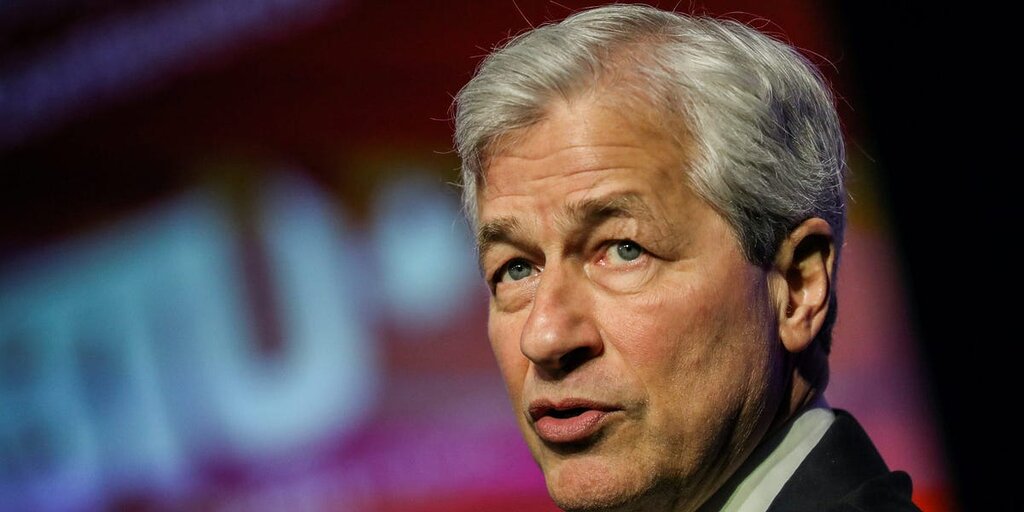 Jamie Dimon, PDG de JPMorgan, avertit que l’économie pourrait subir de fortes turbulences