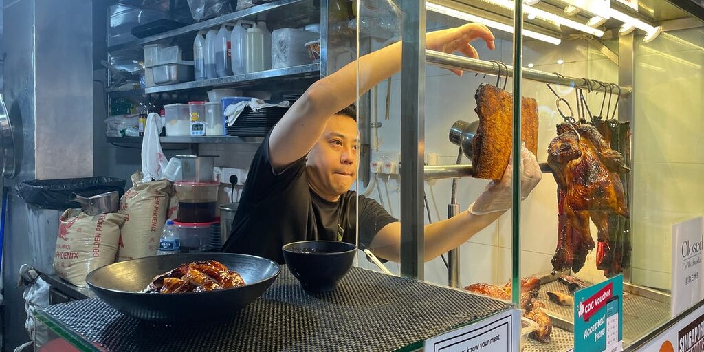 Après avoir gagné un million à la loterie, il a quitté son emploi pour ouvrir un stand de porc rôti