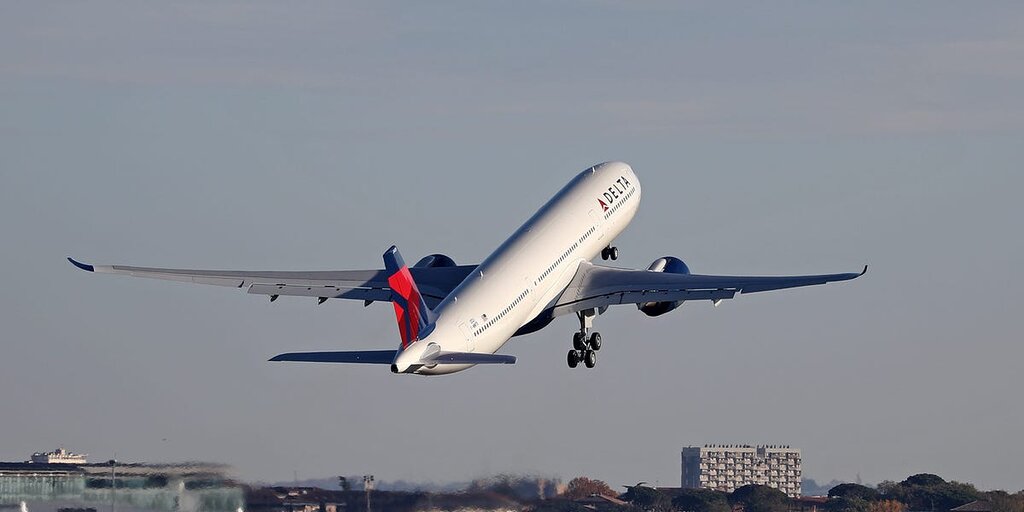 Le PDG de Delta pense que les tarifs de Trump freinent la croissance, limitant nos achats d’avions Le PDG de Delta pense que les tarifs de Trump freinent la croissance, limitant nos achats d’avions