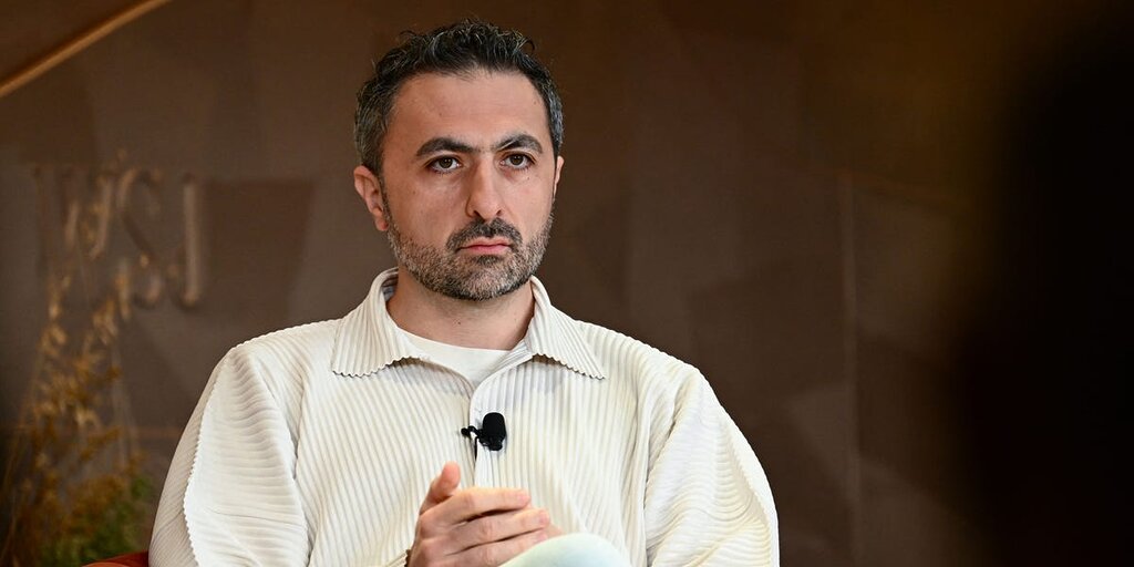 Le PDG de Microsoft AI prodigue des conseils évidents aux jeunes désireux de réussir