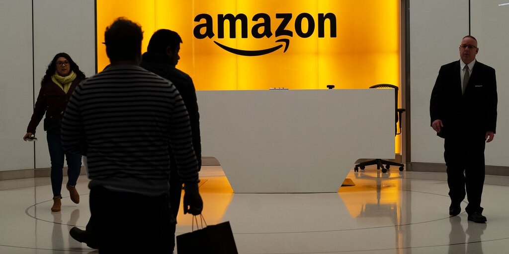 À 64 ans, je suis employé chez Amazon et je n’avais pas prévu de retraite, mais les règles changent