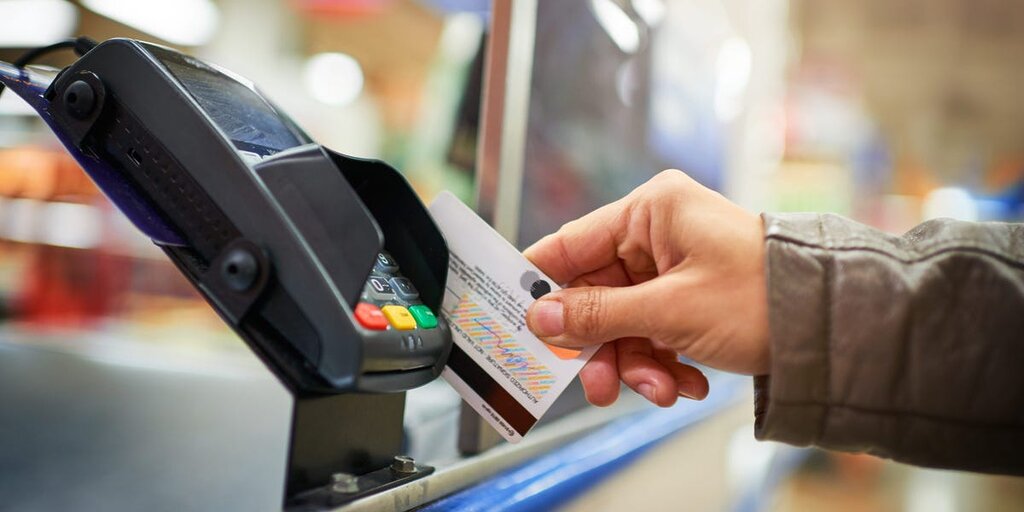 Le PDG de Mastercard déclare que les inquiétudes économiques n’ont pas encore affecté les dépenses