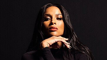 Ciara présente un nouveau single R&B inspirant nommé « Ecstasy »