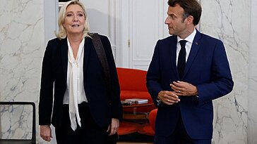 Emmanuel Macron peut-il accorder sa grâce à Marine Le Pen ?