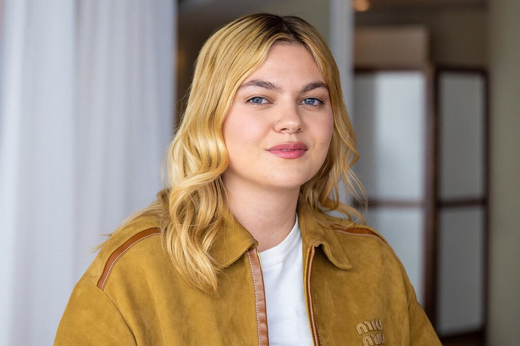 Louane se prépare à défier ses concurrents à l’Eurovision, un mois avant le grand événement Louane se prépare à défier ses concurrents à l’Eurovision, un mois avant le grand événement