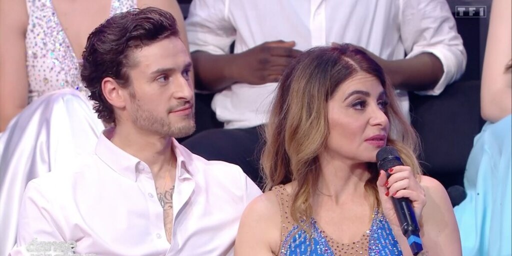 Julie Zenatti réagit avec agacement après son élimination de Danse avec les Stars
