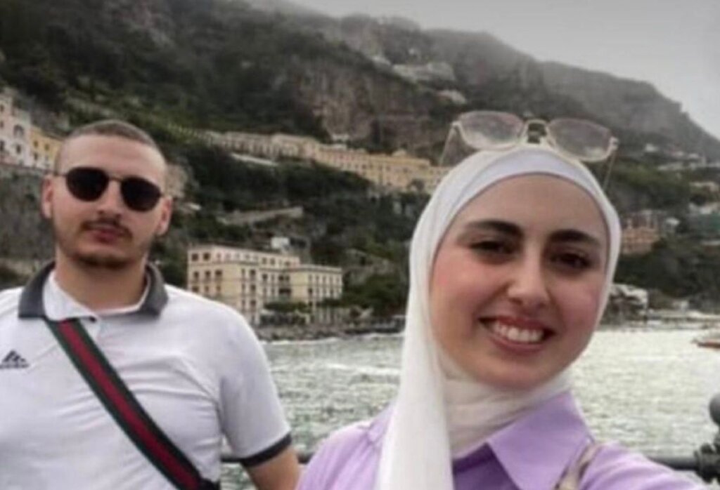 Janan et Tabeth, frère et sœur d’Israël, ont pris leur dernier selfie ensemble Janan et Tabeth, frère et sœur d’Israël, ont pris leur dernier selfie ensemble