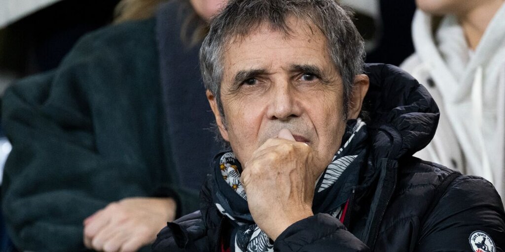 Julien Clerc regrette d’avoir caché sa relation avec France Gall pour préserver sa carrière Julien Clerc regrette d’avoir caché sa relation avec France Gall pour préserver sa carrière