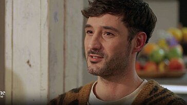 Les débuts financiers difficiles de Jérémy Frérot révélés dans Un dimanche à la campagne