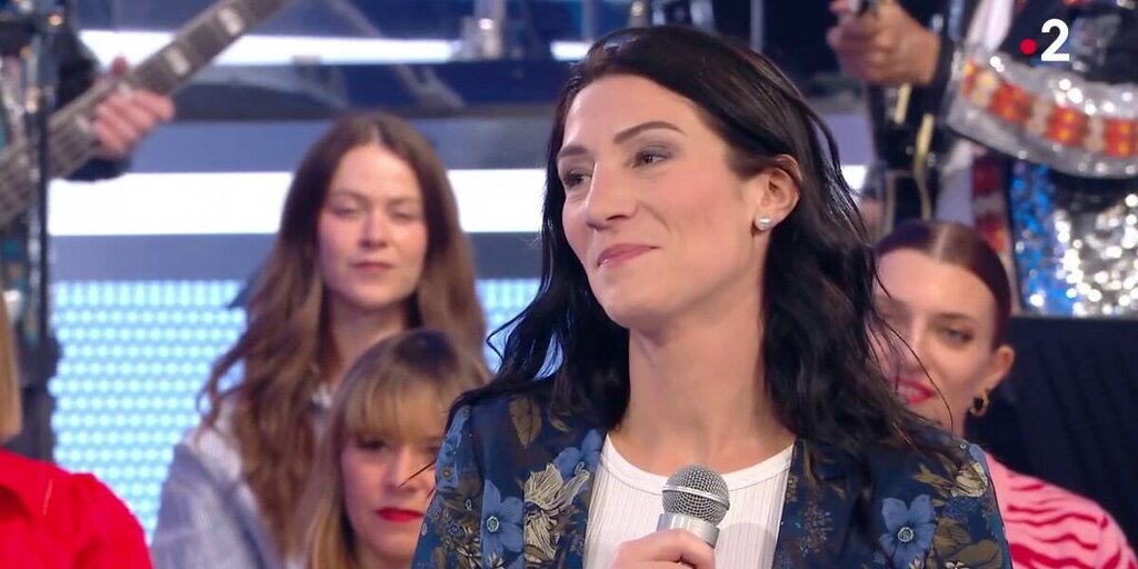 N’oubliez pas les paroles : Natacha dit que ses collègues ignorent sa participation