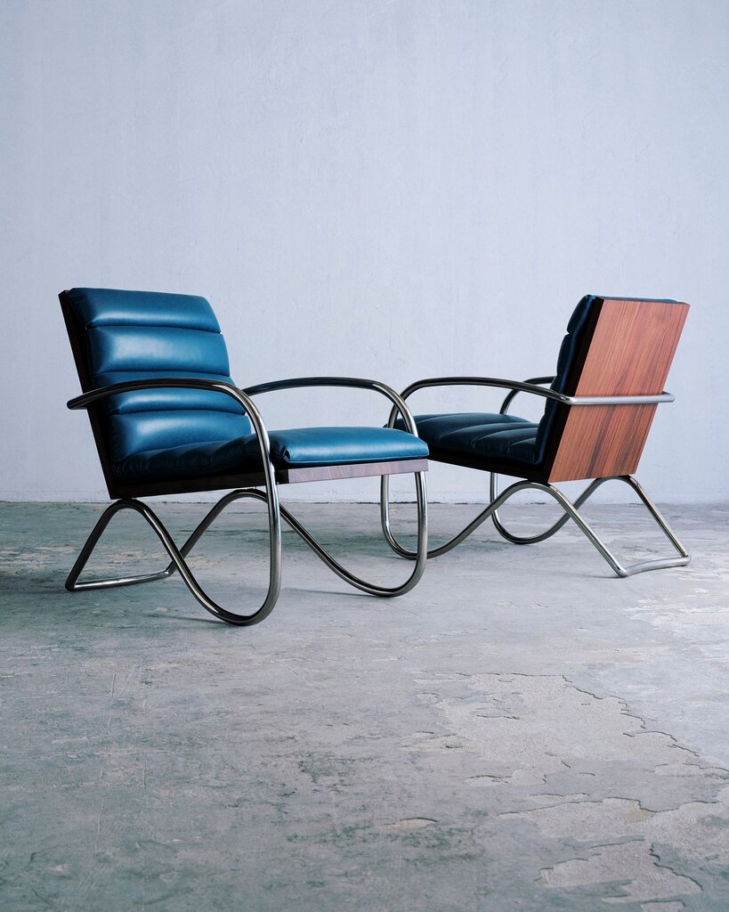 Les fauteuils et canapés design deviendront-ils les nouveaux accessoires tendance à la place des it-bags ?